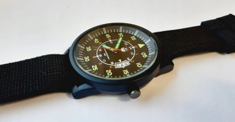 6bae8d0c526bec06a489f8c3b4918c91