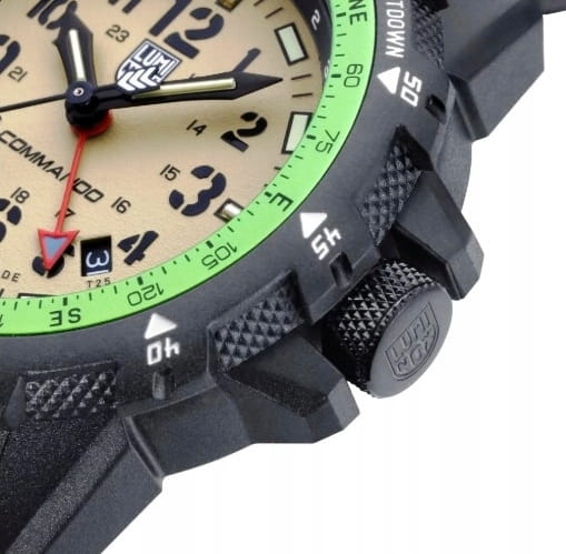 Nowy, szwajcarski zegarek Luminox The Commando Raider XL.3321