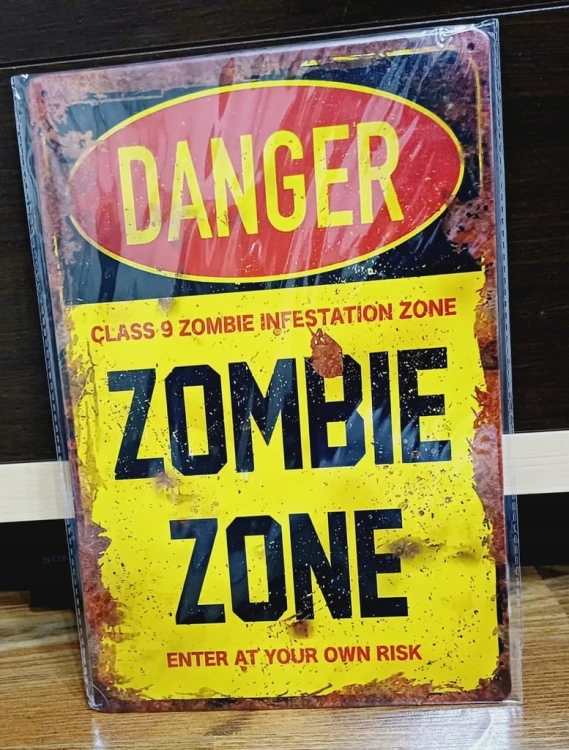 OSTRZEGAWCZA BLASZANA TABLICZKA DEKORACYJNA ZNAK, SZYLD 20x30 - ZOMBIE ZONE