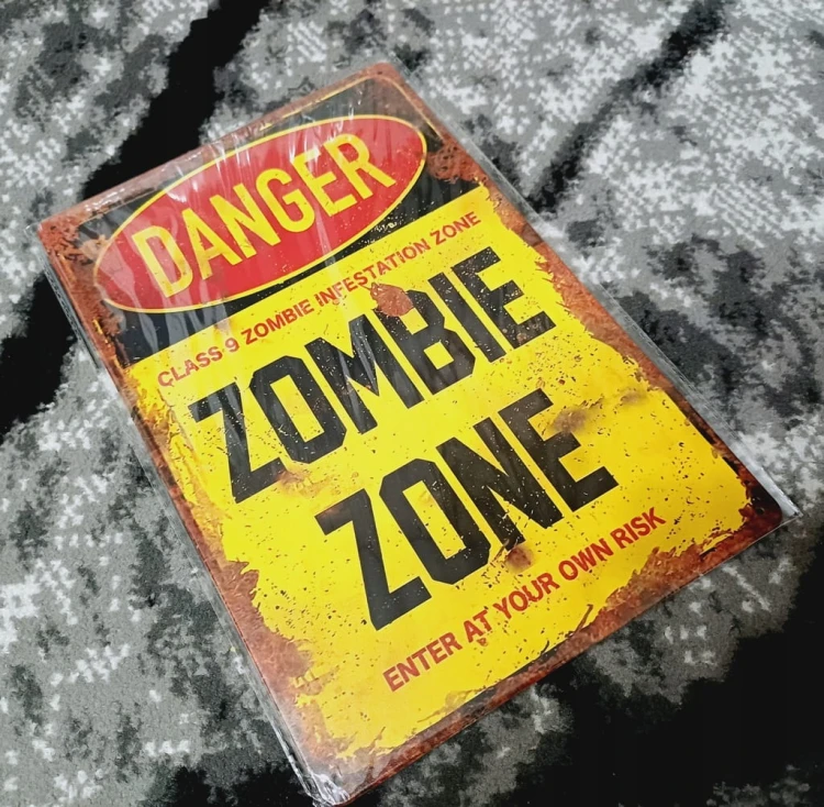 OSTRZEGAWCZA BLASZANA TABLICZKA DEKORACYJNA ZNAK, SZYLD 20x30 - ZOMBIE ZONE