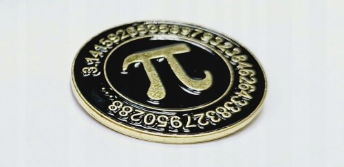 PIĘKNA PRZYPINKA, PLAKIETKA, PIN, BROSZKA - LICZBA PI - 3,14