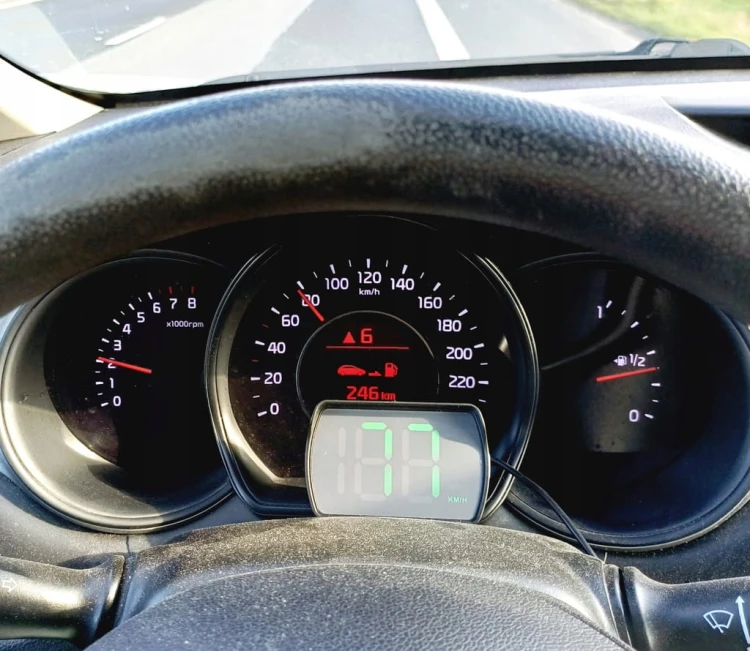 CZYTELNY CYFROWY PRĘDKOŚCIOMIERZ SAMOCHODOWY GPS, LICZNIK PRĘDKOŚCI, USB