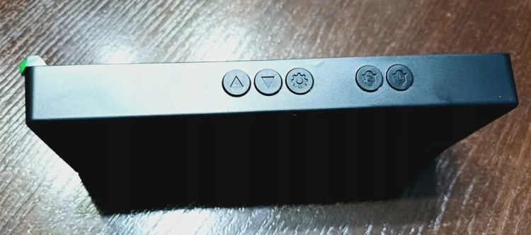 CZYTELNY, ELEKTRONICZNY CYFROWY ZEGAR LED NA BIURKO + ALARM + TEMOMETR