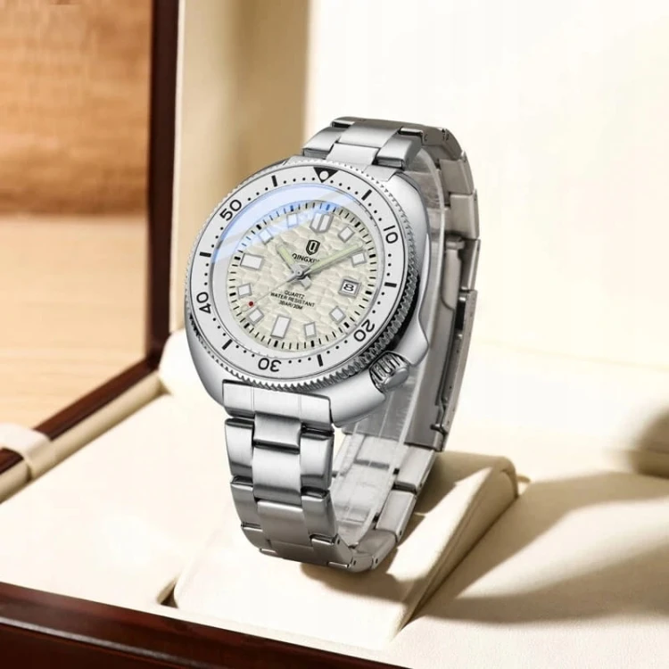 Masywny zegarek luminous na bransolecie, datownik, obrotowy pierścień, stal