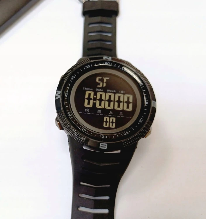 NOWY, CZYTELNY ZEGAREK ELEKTRONICZNY LCD SANDA - WOJSKOWY STYL