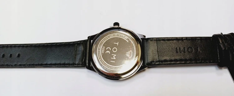 Klasyczny zegarek garniturowy z datownikiem day-date Tomi, gustowne pudełko