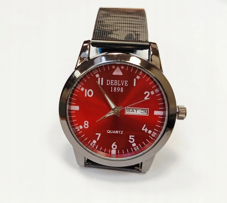 LUKSUSOWY, CZYTELNY ZEGAREK Z DATOWNIKIEM DAY-DATE LUMINOUS CZERWONA TARCZA