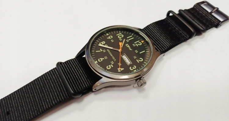 Zegarek TPW LUMINOUS - wojskowy styl, super design DAY- DATE - czarny