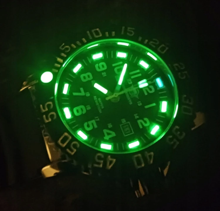 ef8142fb59e5d7ea3102de17a8ad370d