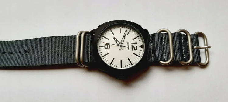 4308c69648cba675501dfbd19ad2794a